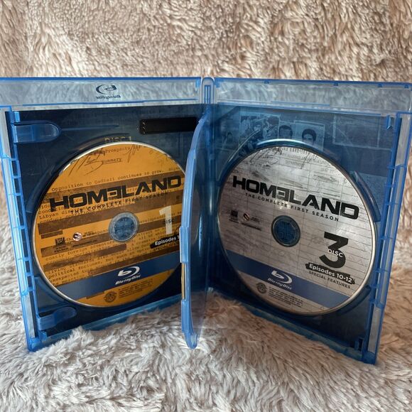 Homeland: The Complete First Season (Blu-ray, 2012, 3-Disc Set) Claire Danes - Picture 9 of 14